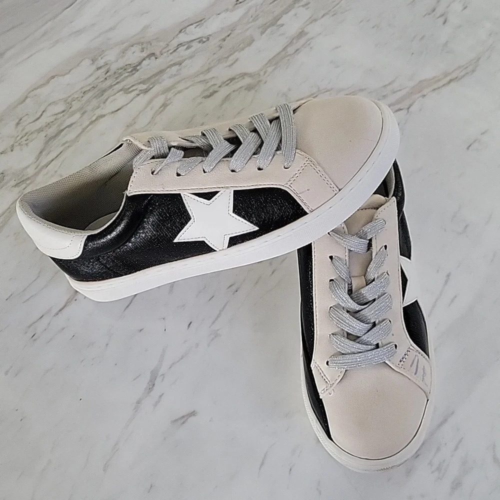 PARTY Star Detail Low Top Sneakers | Black & White | Size 8 | New - Picture 11 of 16